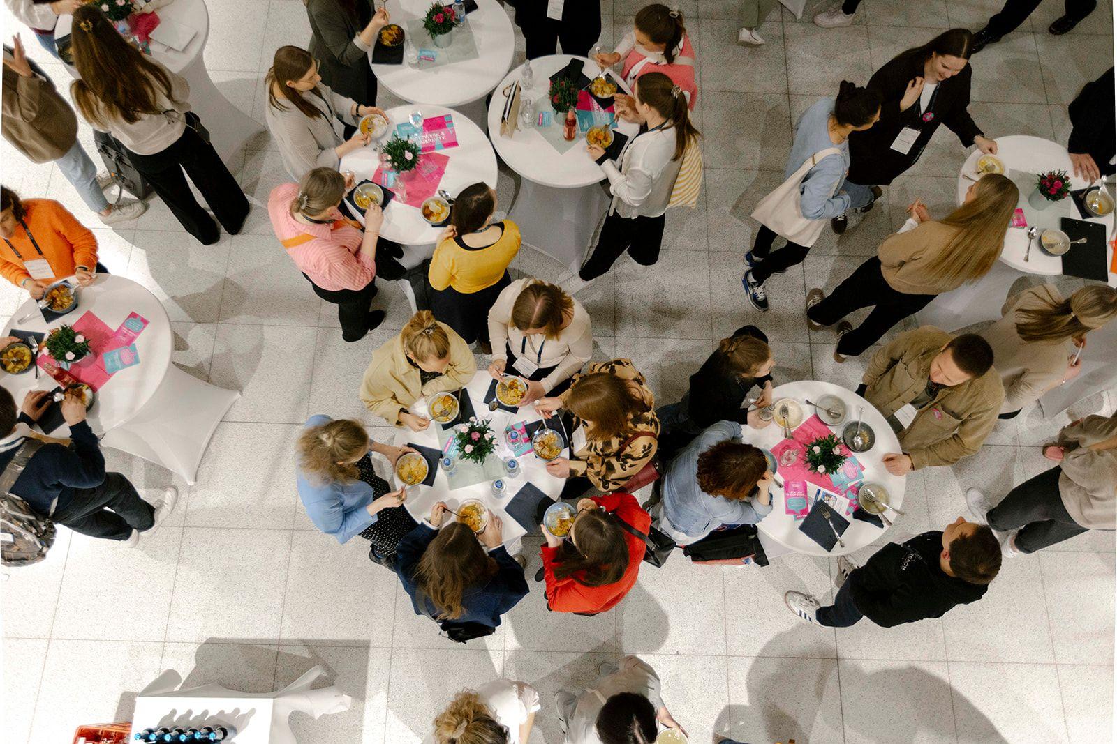 Women's* Empowerment Convention 2026. Networking und Dinner.
